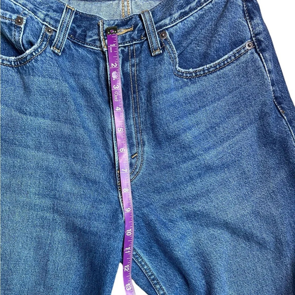 Levi’s Premium 80s Mom Jeans High Rise Tapered Distressed Size 26 x 30 Revolve - Picture 6 of 12